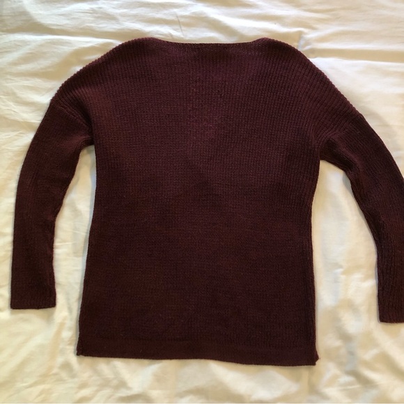 ASTR the label wrap front sweater in maroon. Size small - Picture 4 of 6
